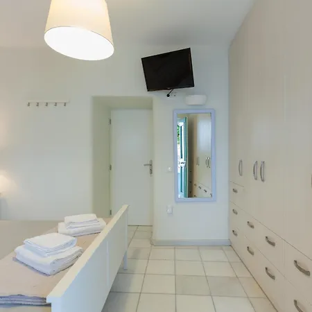 Apartament Pebbles 1bd House With Sea View In The Heart Of Nausa