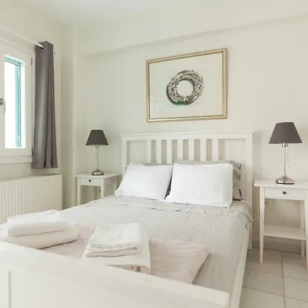 Pebbles 1bd House With Sea View In The Heart Of 아파트 *