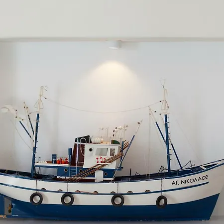 Pebbles 1bd House With Sea View In The Heart Of *