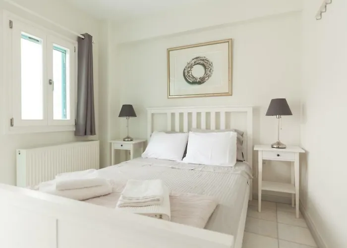 Pebbles 1bd House With Sea View In The Heart Of Διαμέρισμα *