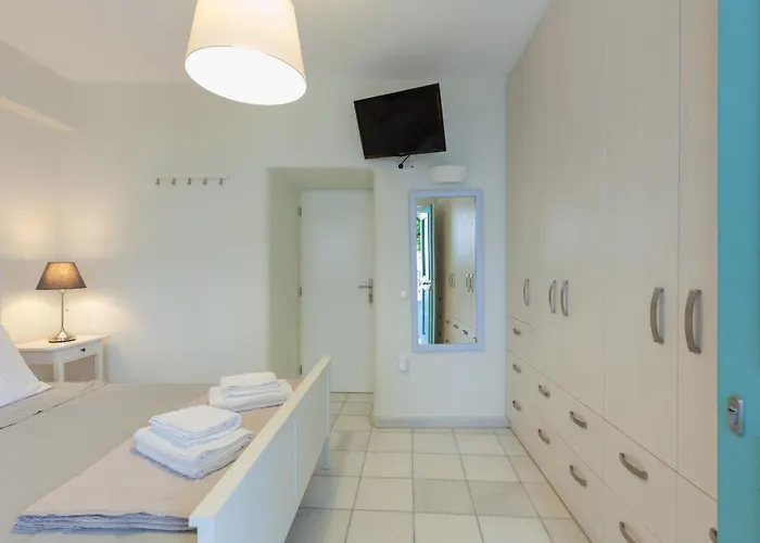 Διαμέρισμα Pebbles 1bd House With Sea View In The Heart Of Νάουσα