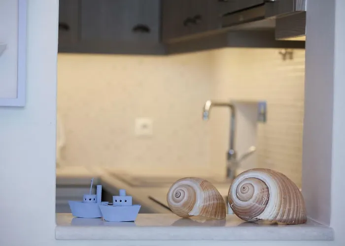 Pebbles 1bd House With Sea View In The Heart Of Διαμέρισμα Νάουσα